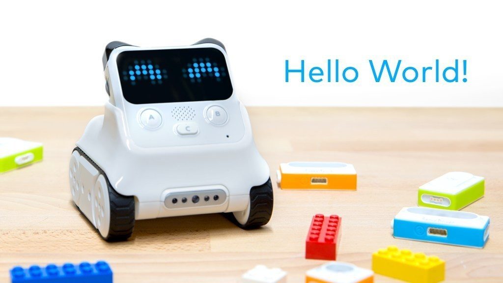 Smart Robot for Beginner Coding and AI Learning